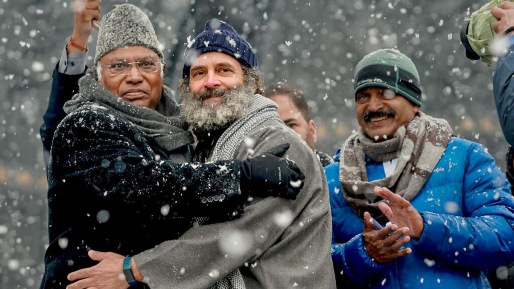 Kashmir Happy Pheran