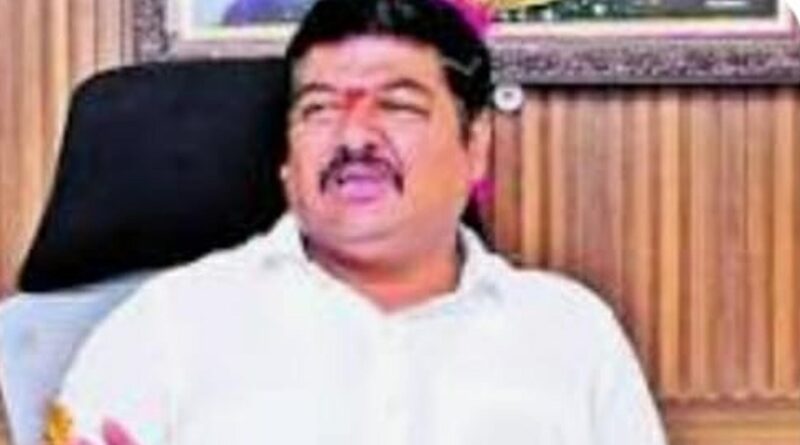 EX MLA