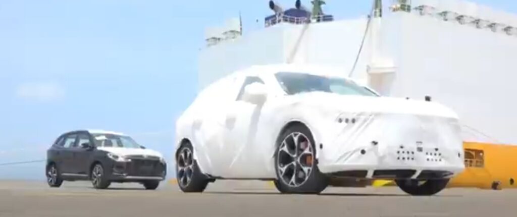 4000 Luxury Cars Stuck