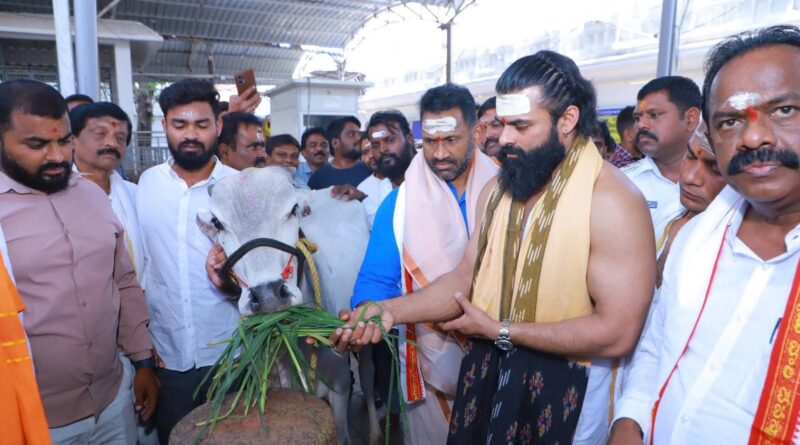 రాజన్నను దర్శించుకున్న సాయి ధరంతేజ్