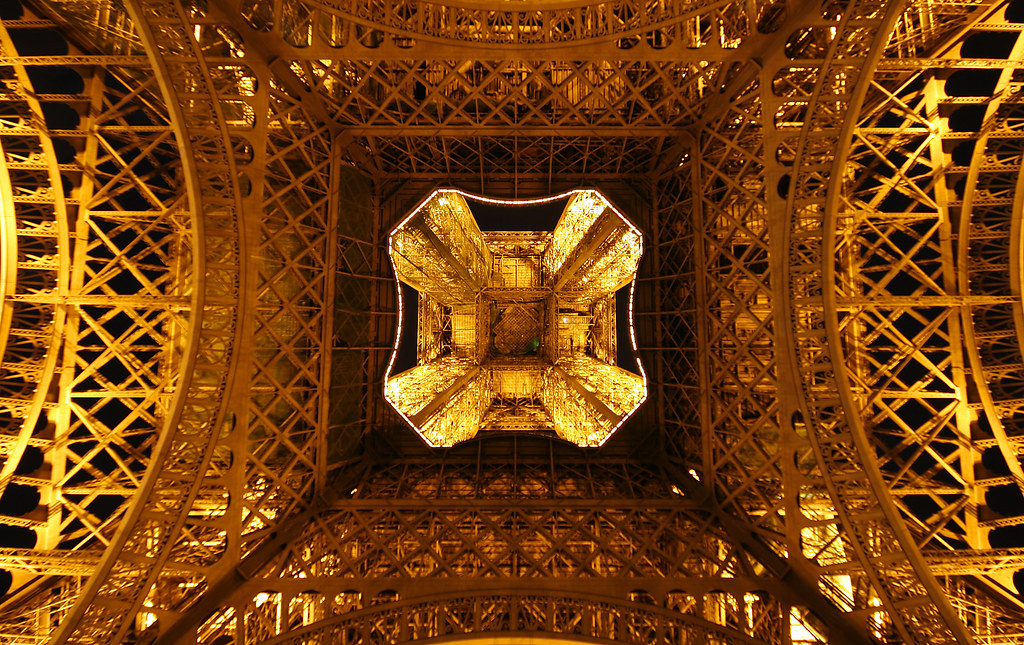 eiffel tower