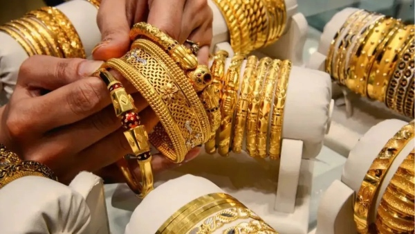 HYD22 Carats 