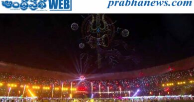 IPL 2026 Grand Final | ఇన్నింగ్స్ బ్రేక్లో అద్భుత లైట్ షో.. IPL 2026 Grand Final | ఇన్నింగ్స్ బ్రేక్లో అద్భుత లైట్ షో..