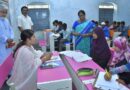 టీచరుగా, వ్యాయామ ఉపాధ్యాయురాలిగా మారిన జిల్లా కలెక్టర్..