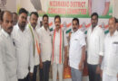 జిల్లా ప్రెసిడెంట్‌ను కలిసిన మండల అధ్యక్షులు