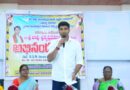 ఎస్టీ విద్యార్థులు ఆర్థిక ఇబ్బందులతో చదువు ఆపొద్దు..