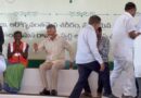 ఘన స్వాగతం పలికిన ప్రజాప్రతినిధులు