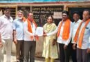 డిప్యూటీ తహశీల్దార్ కు వినతిపత్రం అందజేత