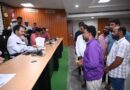 శ్రమకు ఫలితం ఎప్పుడంటూ.. కలెక్టర్‌కు వినతి
