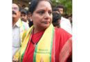 కార్మికుల ఇబ్బందులు విని కవిత కంటతడి