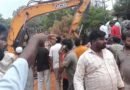 క్షణాల్లో కుప్పకూలిన భవనం..