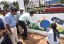 గోడలపై రంగులతో పర్యావరణ సందేశం..