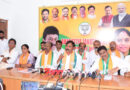 అక్రమంగా ఉంటున్న వారికి ఓట్లు ఉండవు