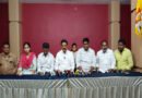 వైసీపీ నాయకులు అవగాహన పెంచుకోవాలి