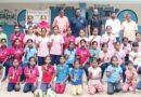 విద్యార్థులు చదువుతో పాటు క్రీడల్లో రాణించాలి
