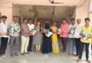 కళాశాలలో చేరే ప్రతి విద్యార్థికి ఉచిత ప్రవేశంతోపాటు పాఠ్యపుస్తకాలు