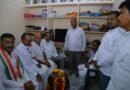 సముద్రాల కుటుంబాన్ని పరామర్శించిన మంత్రి తుమ్మల..