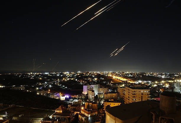 Iran-Israel Conflict Reaches Dangerous Stage-0806-
