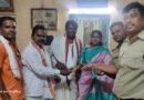 నిజాయితీని చాటుకున్న ఆలయ సిబ్బంది