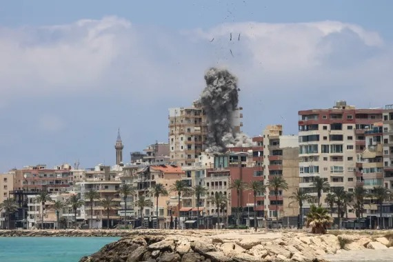 iran-israel-tensions-trump-netanyahu-call-chemical-nuclear-war-906 